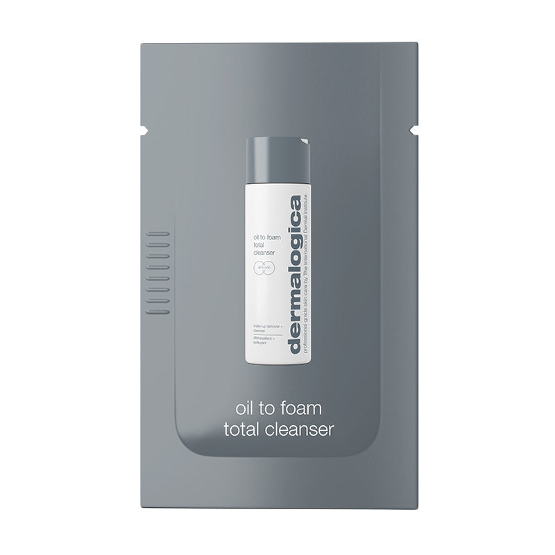 Omaggio - Oil To Foam total Cleanser Sample 1gr